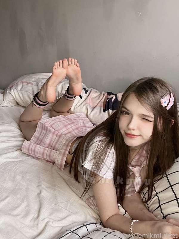 temikmiufeet image #4