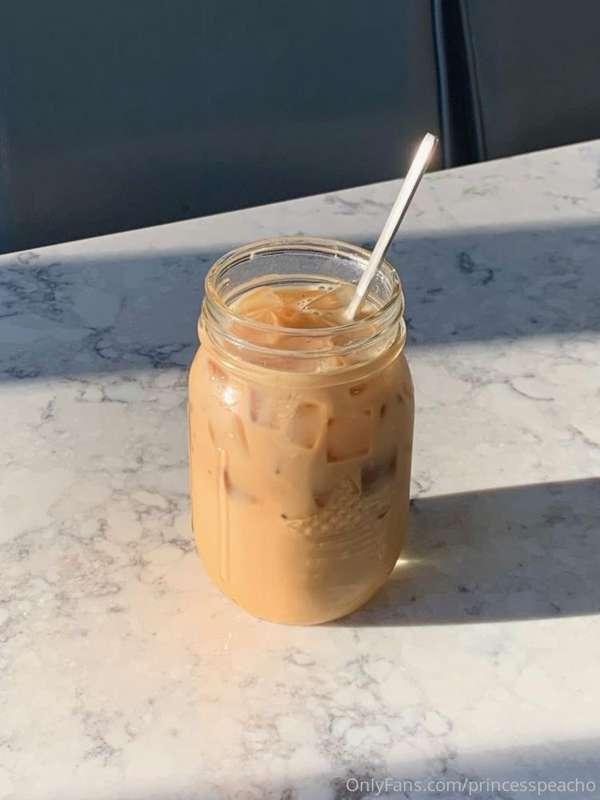 I need some extra cream for my coffee 😉 Send a tip for my co..