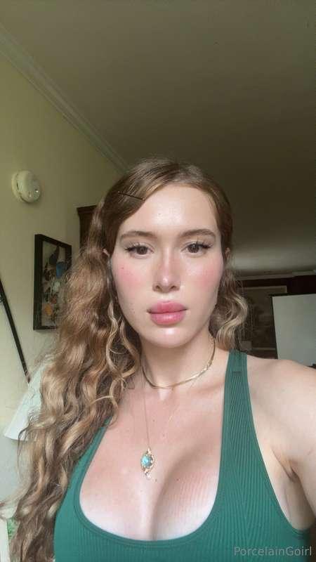 Just wanna sit still and look pretty 🥰