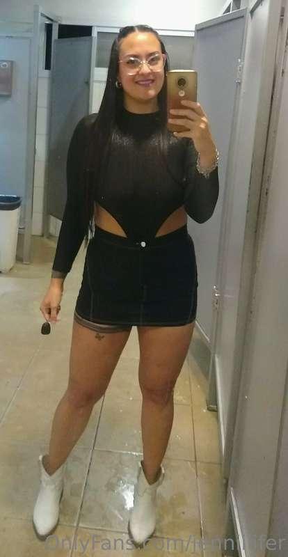 😈