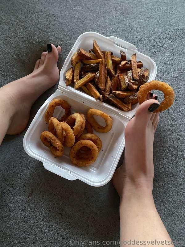 eat the food or my feet?