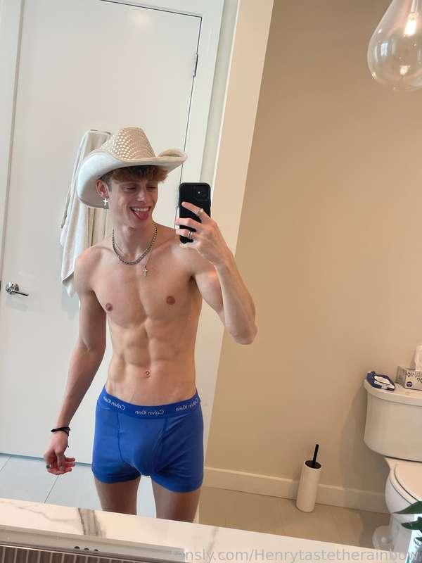 Cowboy Henry is back 🤠 