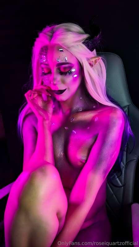 roseiquartzofficial image #4