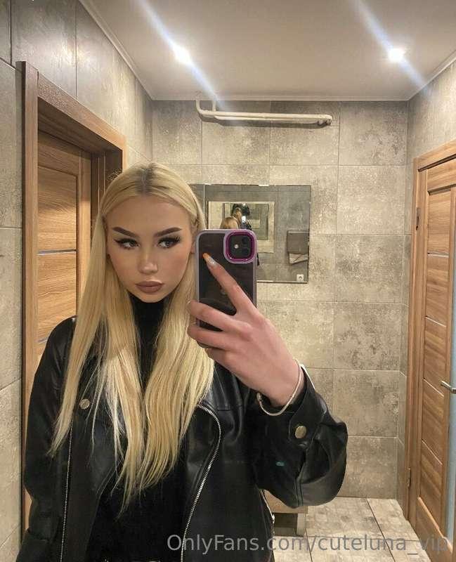 Black is not just a color but a state of mind 🖤 What do you ..