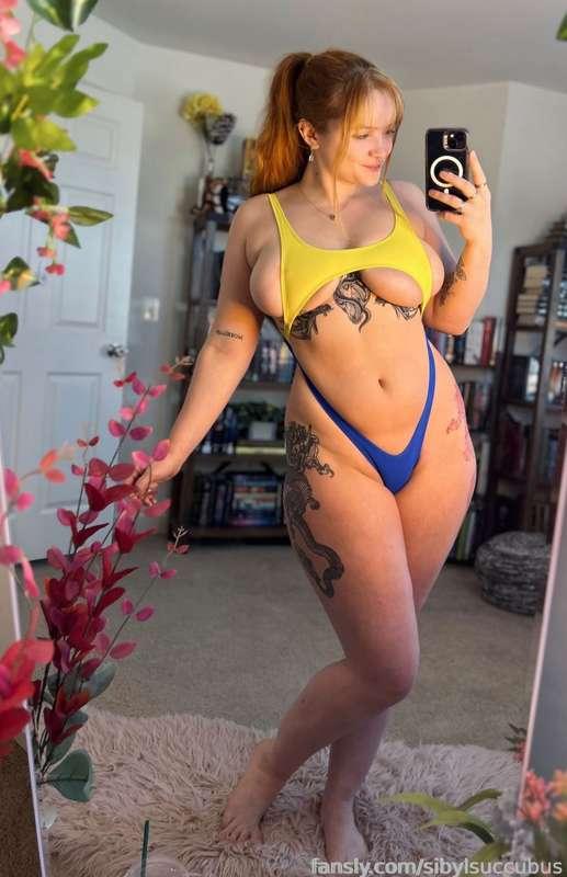 *Sibby practices taking a cock deep* 

This is one of my FAVE videos ever, and I like to bring her back to the masses every once in a while… 😈 Enjoy me practicing my bj skills on this mechanical cock! 

#fyp #curvy #busty #redhead #thick #thighs #big #tits #ass #swimsuit #tatted #inked #girl #goth #alt #titties #boobs #blowjob #bj #oral #gag #dildo