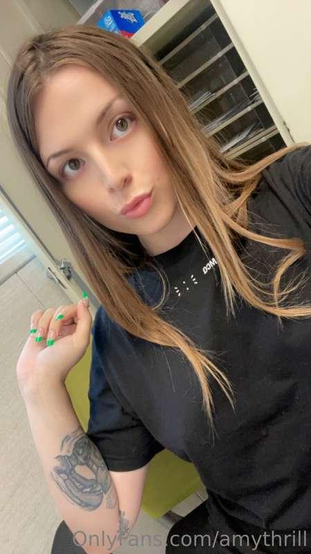 Here's some work freebys  (for the mooches)😜❤️🥵🐱