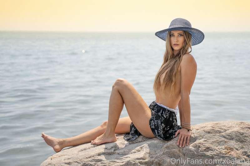 My new twitter display picture except here is the full versi..