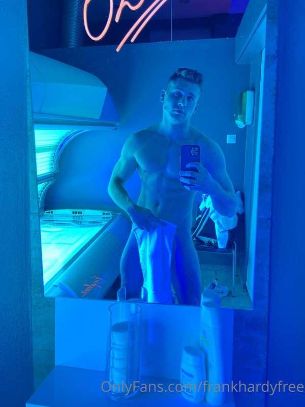 come and watch the video👉🏼 @frankhardy