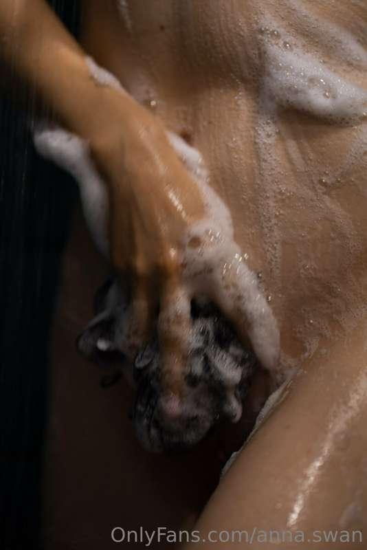 Wet and slippery 😈