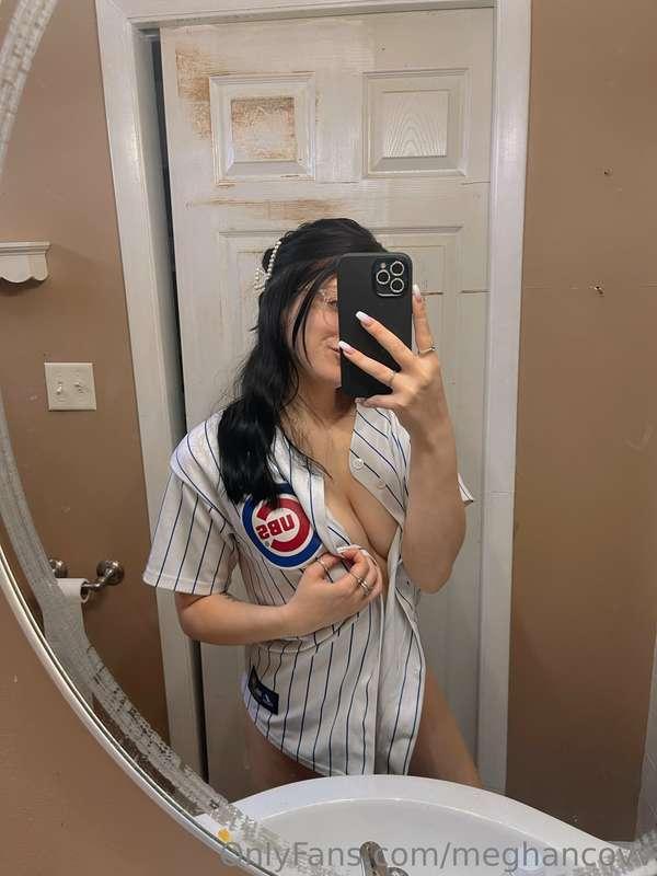 What baseball team do you root for ?⚾️😜