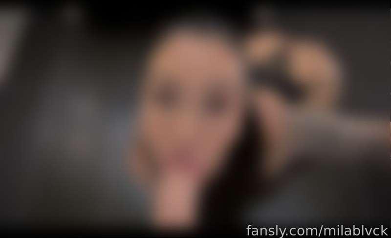Some little POV suck from me to you!🍆💦



#pov #suck #blowjob #deepthroat #booty #lingerie