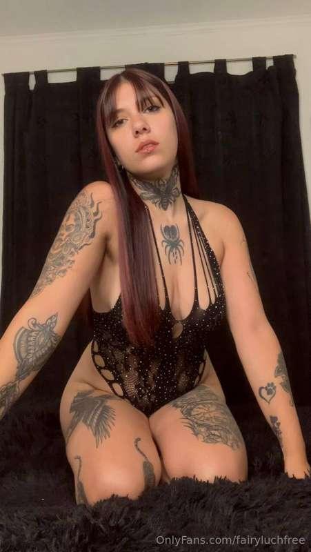 🖤👸🏻 𝑲𝒊𝒏𝒌𝒚 𝑮𝒐𝒅𝒅𝒆𝒔𝒔 👸🏻🖤Playful switch, naughty, dangerously te..
