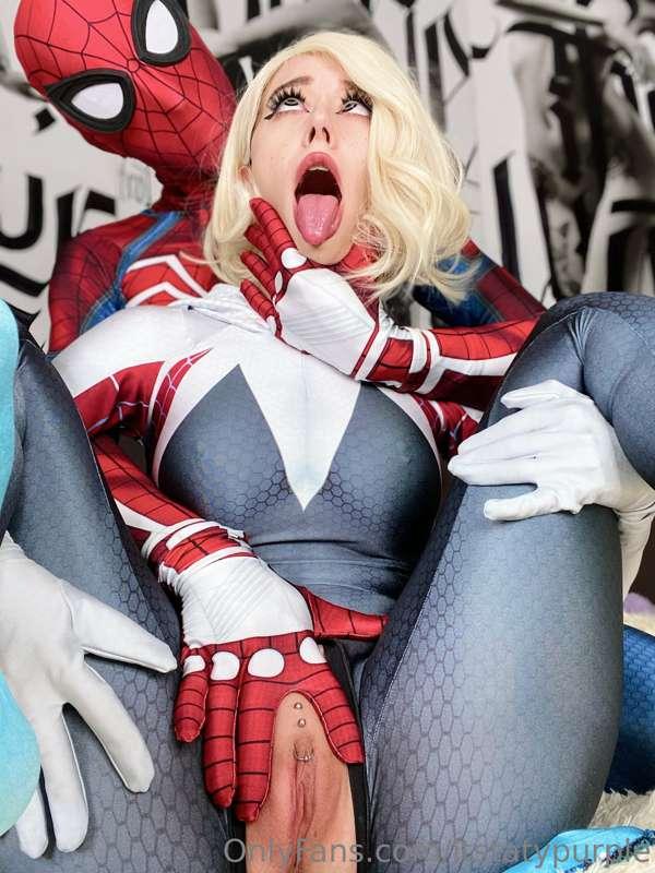 Spider Gwen 🕷️🕸️