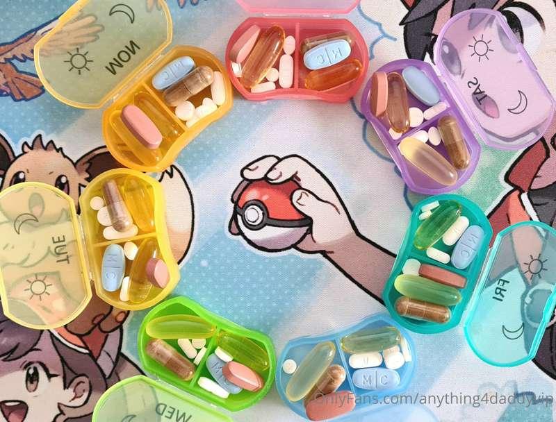 This is totally a normal amount of medication and supplement..