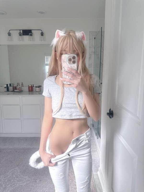 your pet needs you home NOW!
✧──⭒─⭑─⭒──✧
full set uploading tomorrow &lt;3