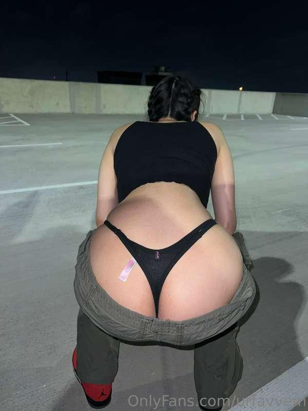 $3 for new & old subs for my bday month 🥳
onlyfans.com/dvddy..