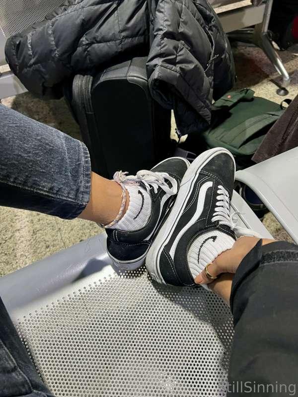 Hi guys! Little update🥰
I’m currently traveling for two week..