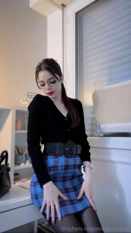 Hello, 🦋 Je passe une super journée ! ☺️ Comment vont mes Dé..
