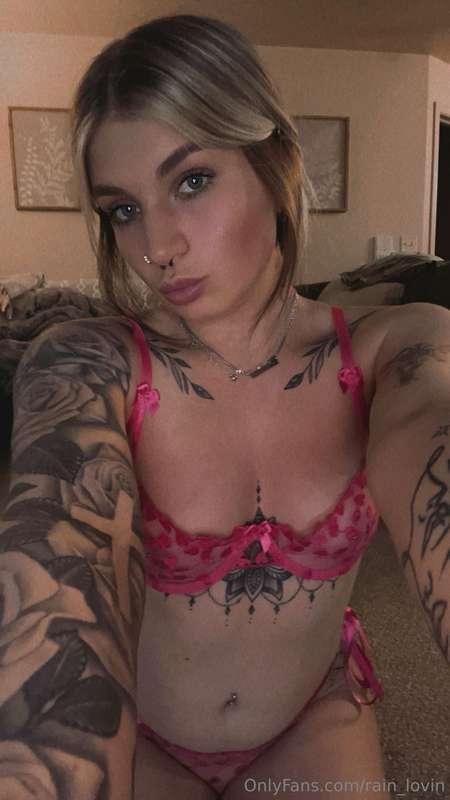Happy late Valentine’s Day 🩷💋🩷💋🩷