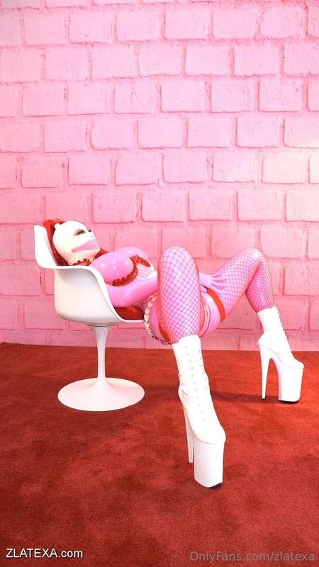 Temptation in pink