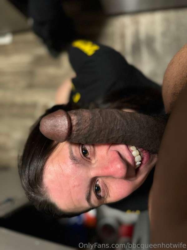 Had some fun with a friend the other night 😈