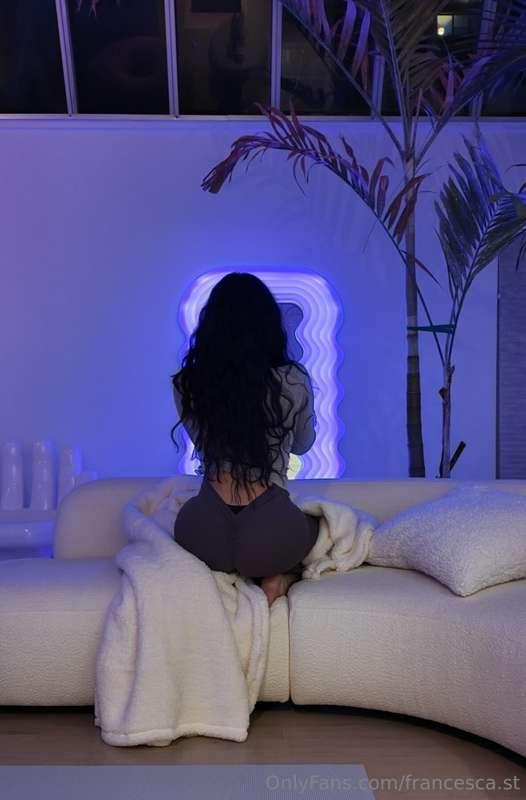 S U N D A Y S