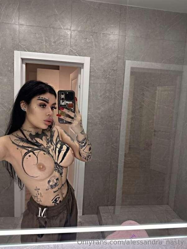 ❗️STOP SCROLLING❗️ @sophialoran My fetishes will make you cr..