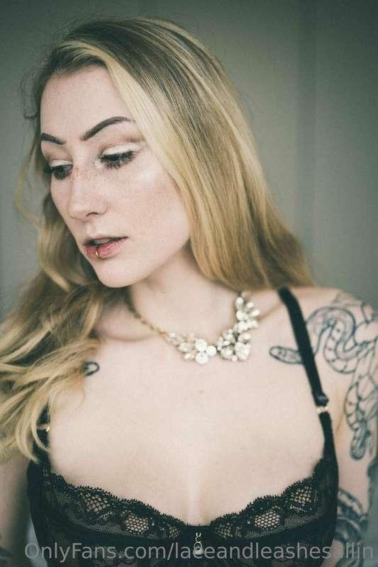 laceandleashesallin image #9