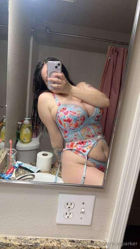 does anyone even like me😩