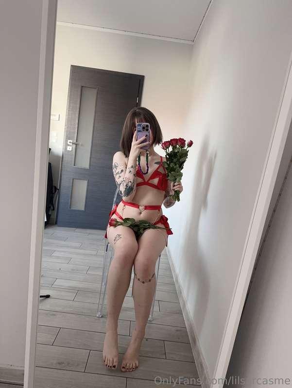 What did you get me for Valentine's? 👀