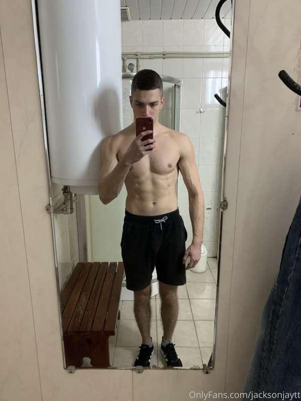 3 days until the end of the discount.  $ 25 for a hot video ..