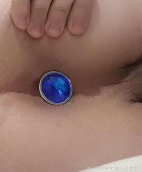 I miss your dick daddy, Im playing with my plugs for you owo