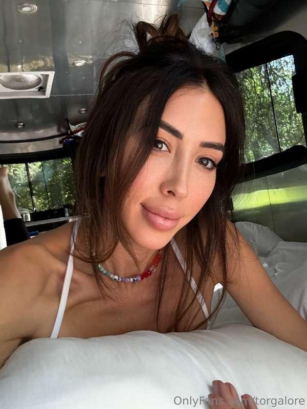 It’s a beautiful day to have a beautiful day my loves! 💋☀️☀️