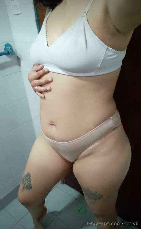 The thing I love most is my body 😍 💕 What do you think on a ..