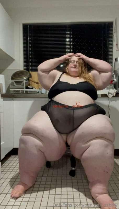 penguin_ssbbw image #1