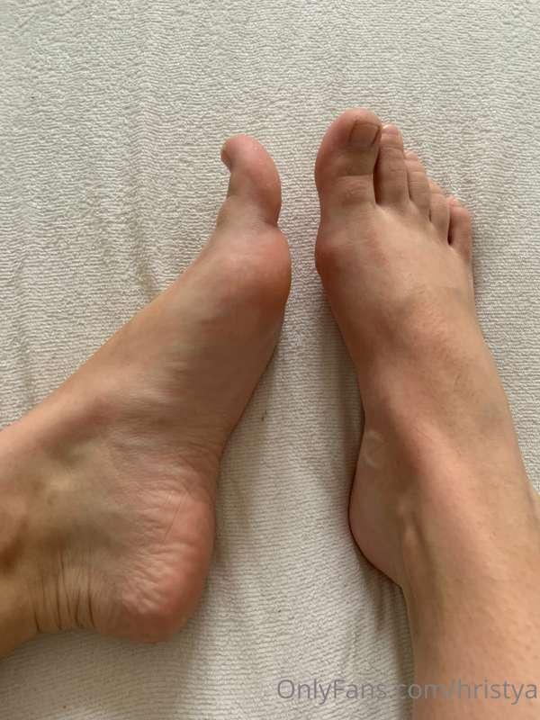 Do you like foot licking?😋