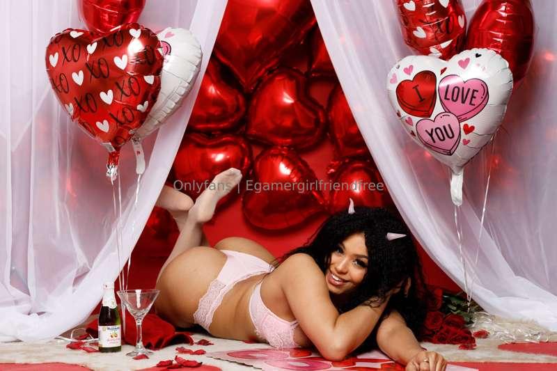Waiting For You To Be My Valentine On @egamergirlfriend 