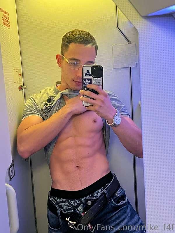 AirPlane ✈️✈️