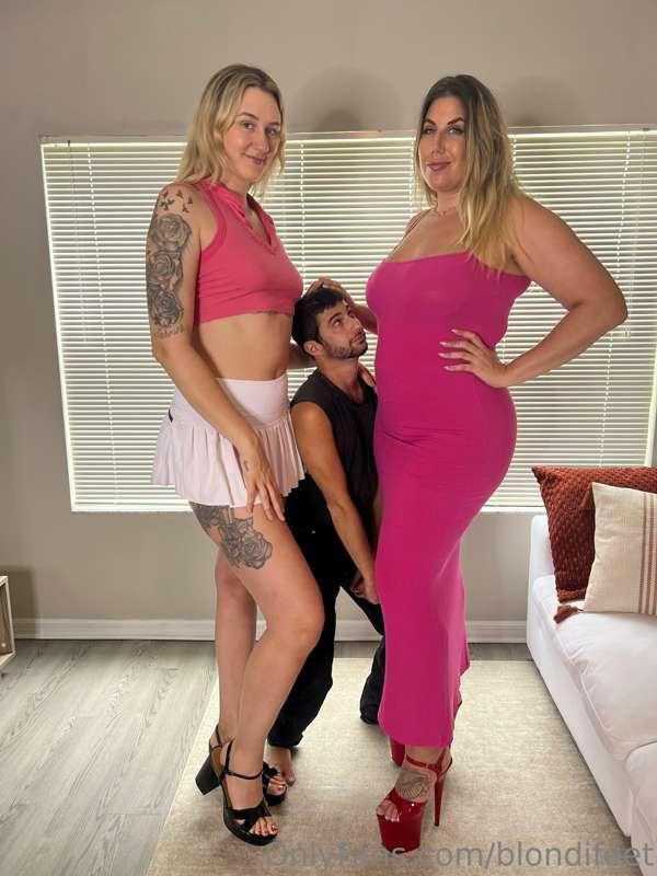 blondifeet image #11