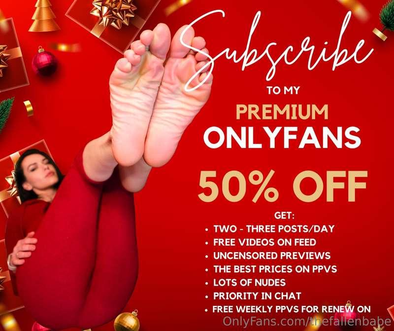 Your Christmas present is here! Have yourself a hot and kink..