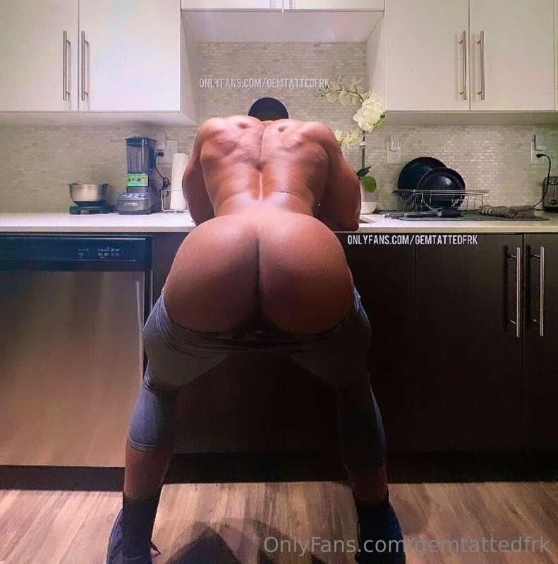 Post leg day vibes… this the only thing to eat until breakfa..