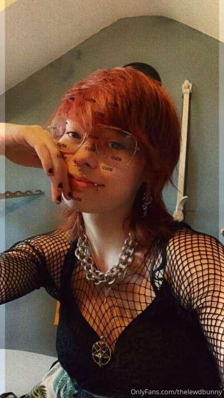 Don’t know if I’ve ever actually done a face reveal<3
But he..