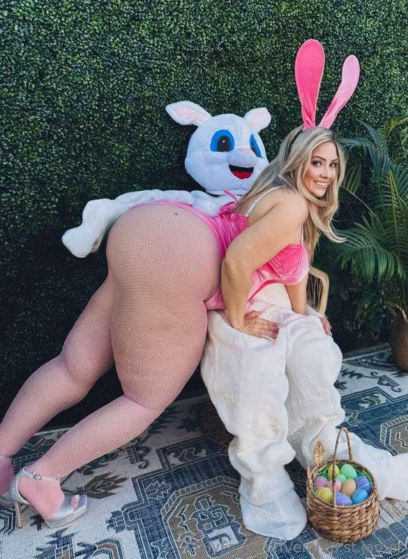 don’t scroll past without saying hi… i’ll notice 😘