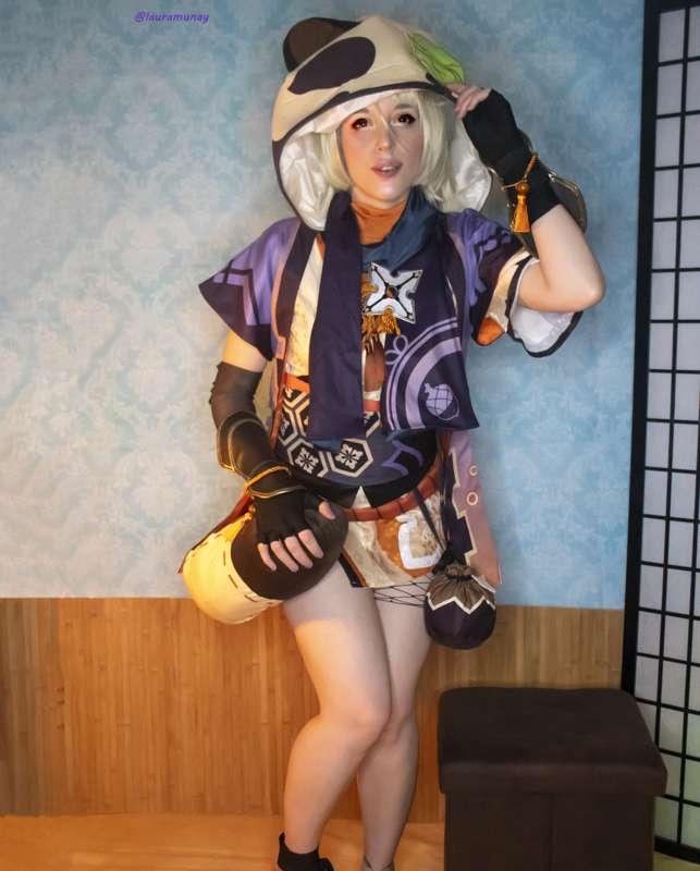 Sayu canon cosplay