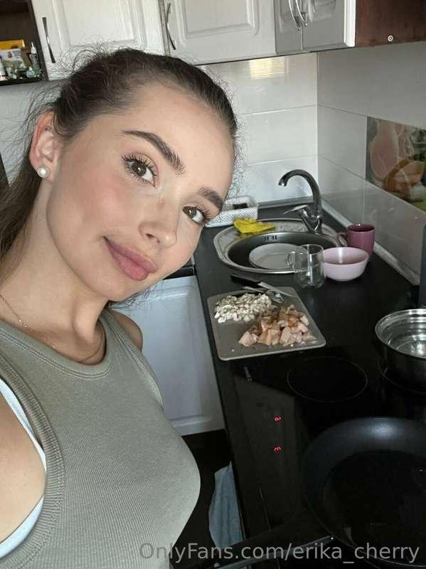 love to cook.)😋
treat you to a little something tasty?)😈🤪