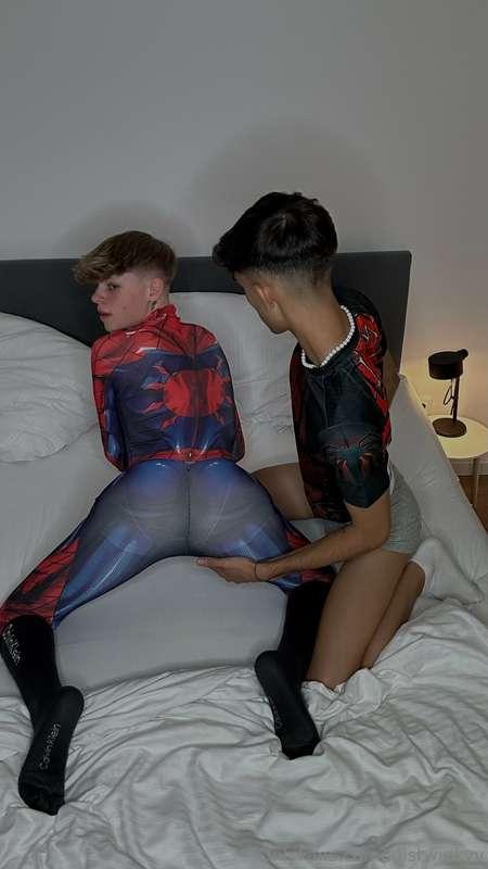 luistwinkyy image #0