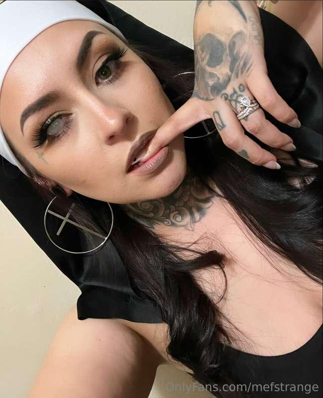 Happy Halloween my loves👻