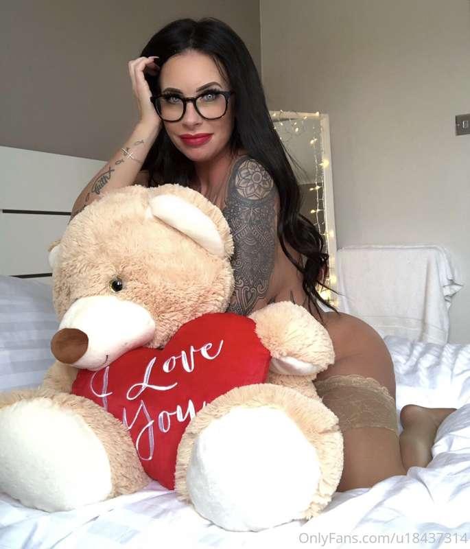 Or do you prefer seeing me naked?? If the answer is yes - su..