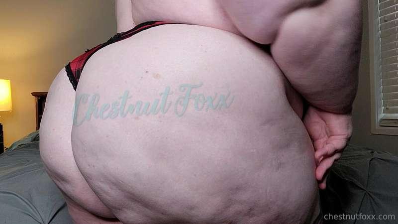 I haven't worn a thong in a while so I thought I'd show it o..