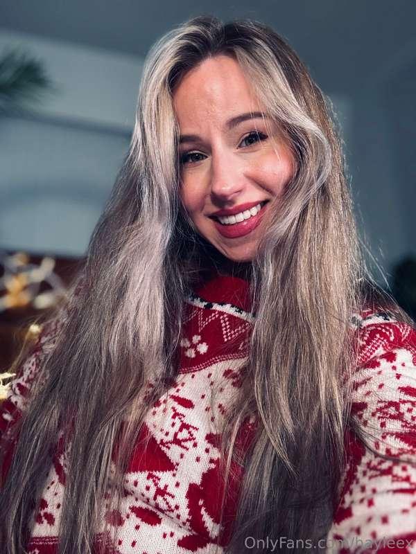In my Christmas sweater ❤️